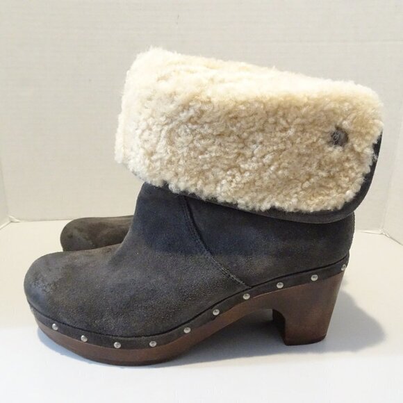 UGG Australia Brown Leather 3204 Boots Booties Sz 6 Sheepskin Fold Down Heels - Picture 1 of 9